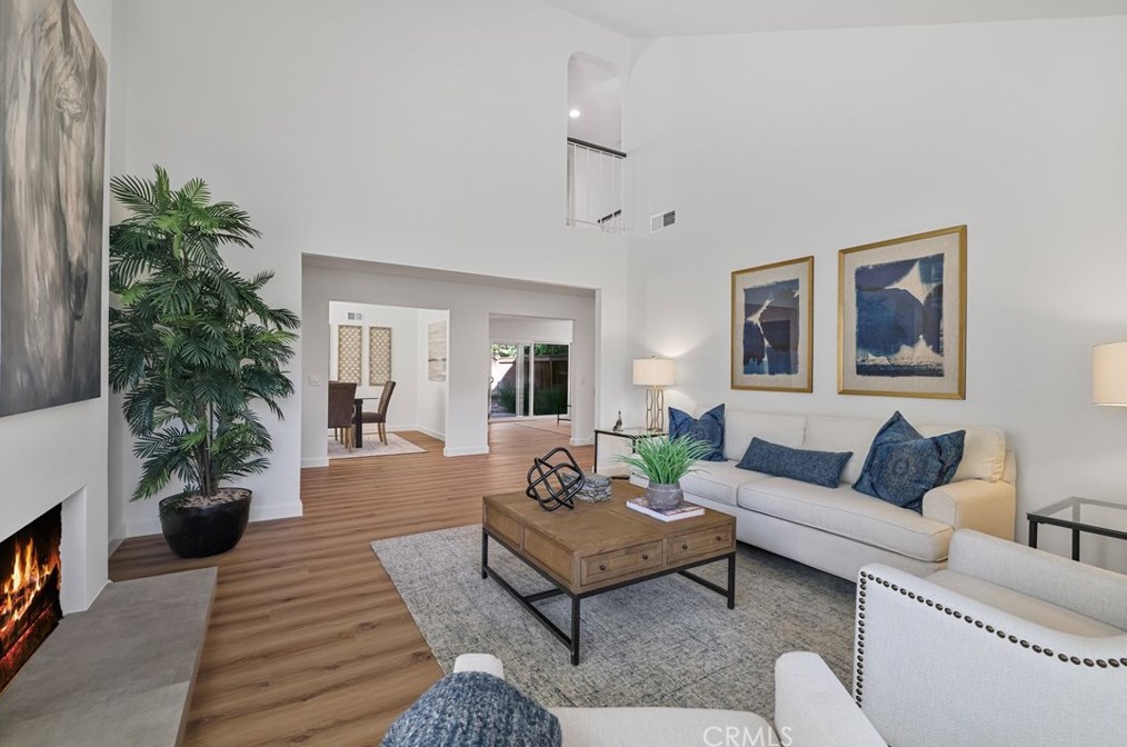 319 New Jersey Ln, Placentia, CA 92870