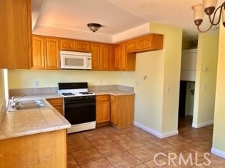12214 Orchid Ln, Moreno Valley, CA 92557-7339