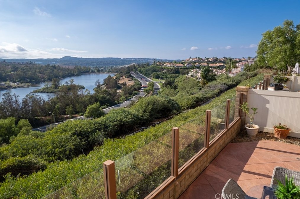 28825 El Adolfo, Laguna Beach, CA 92677