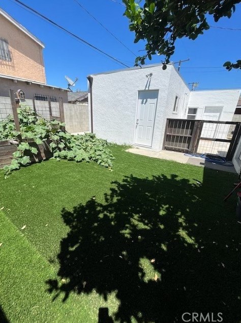 175 E Pleasant St #b, Long Beach, CA 90805