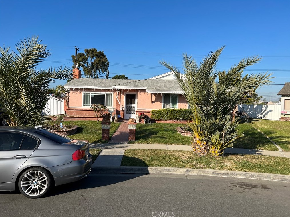 5911 Jones Ave, Westminster CA  92683-2467 exterior