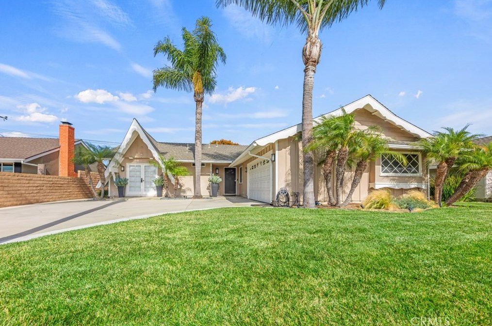 17602 Still Harbor Ln, Huntington Beach, CA 92647-6437