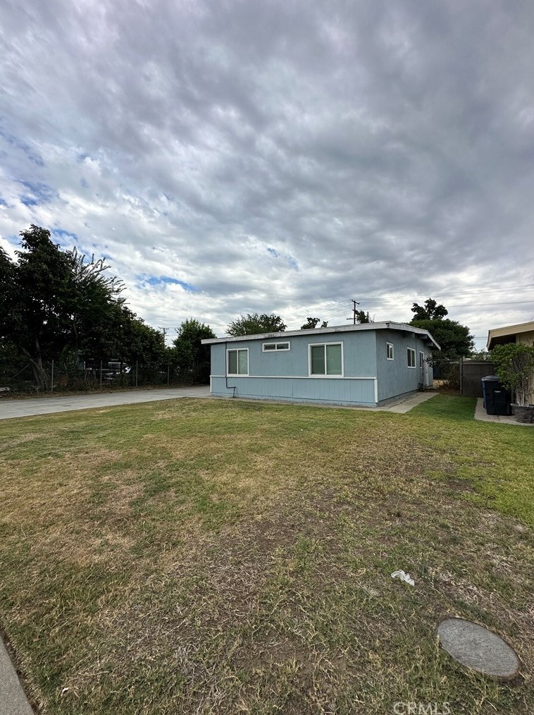 1996 Arthur Ave, Pomona, CA 91768-2020