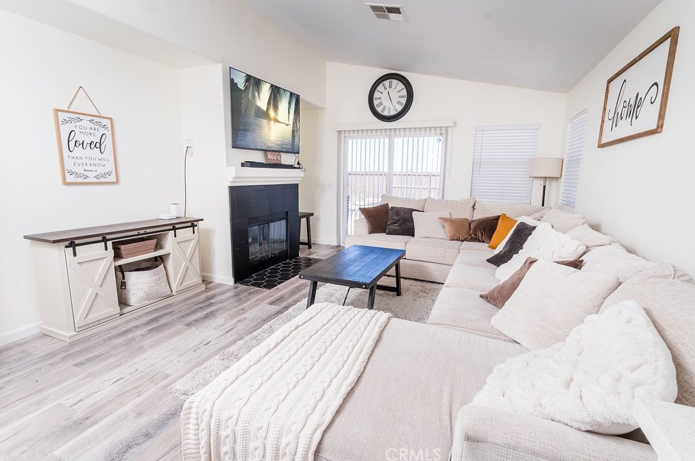 17744 Windy Way, El Mirage, CA 92301