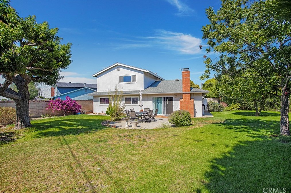 19731 Waterbury Ln, Huntington Beach, CA 92646-3500