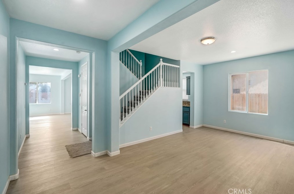 665 Drake Dr, San Jacinto, CA 92582