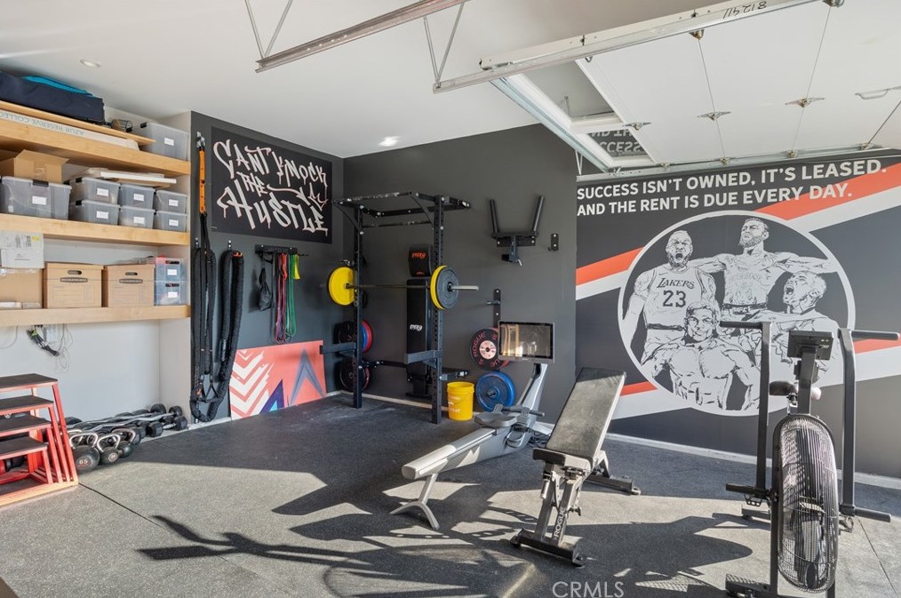 337 Costa Mesa St, Costa Mesa CA  92627-2307 exterior