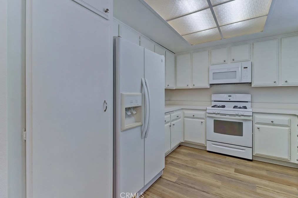 8756 Marin Cir, Huntington Beach, CA 92646-5751
