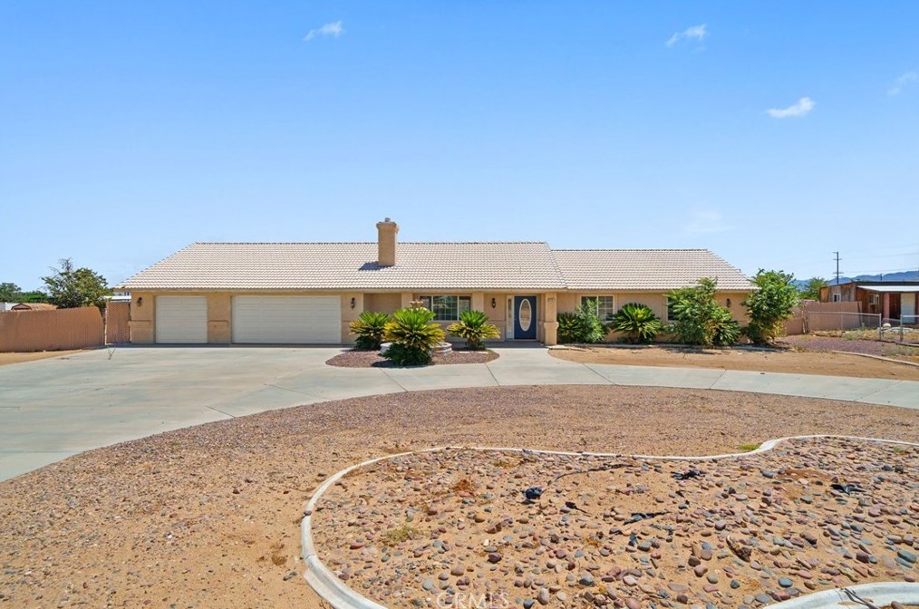 9297 Pinon Ave, Hesperia, CA 92345-3354