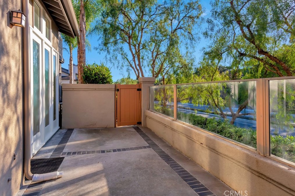 112 Cameray Hts, Laguna Beach, CA 92677-9212