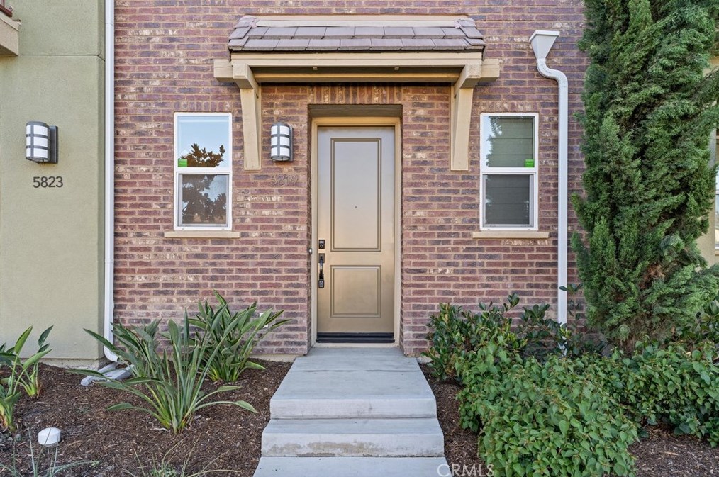 5819 Rostrata Ave, Buena Park, CA 90621