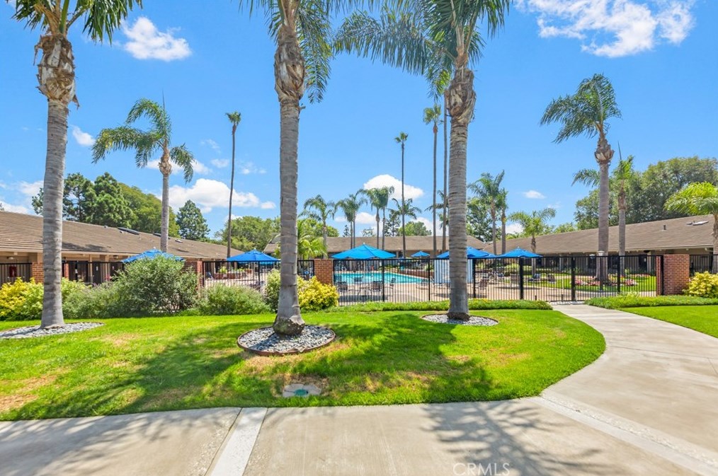 8777 Coral Springs Ct, Huntington Beach CA  92646-6203 exterior
