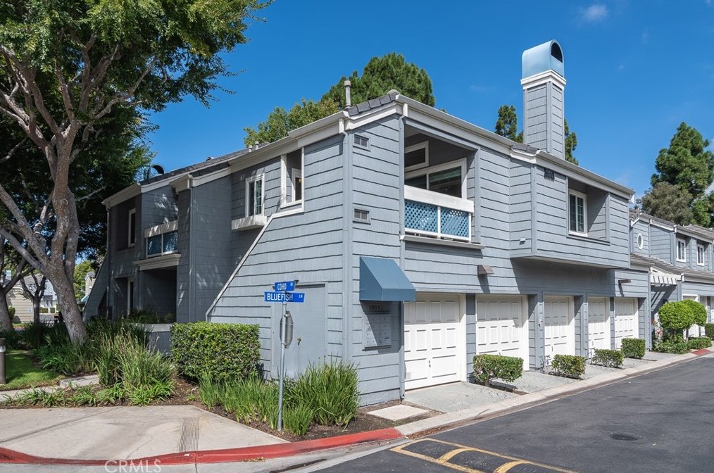 19351 Bluefish Ln #202, Huntington Beach, CA 92648