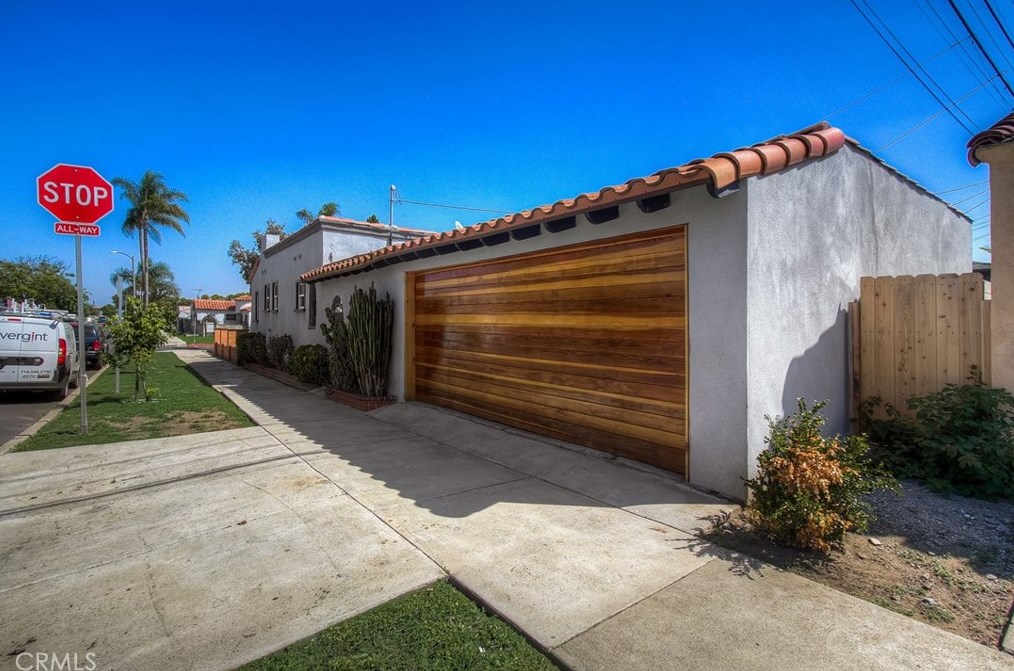 1456 89 St, Los Angeles CA  90002-1225 exterior