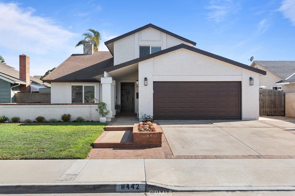 8442 Norfolk Dr, Huntington Beach, CA 92646