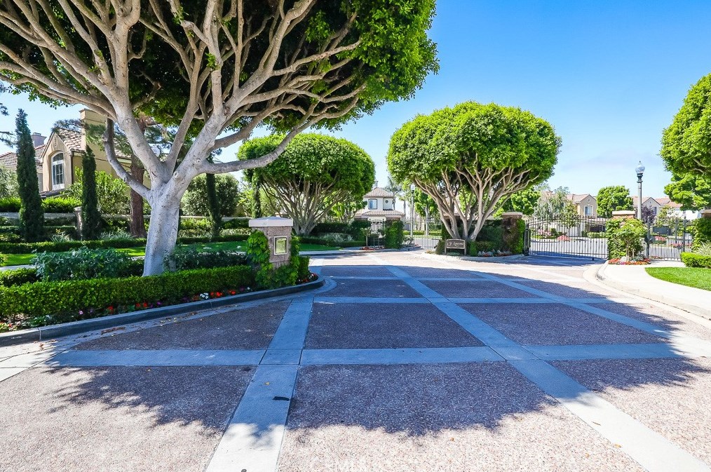 16 Dorian, Newport Beach, CA 92657