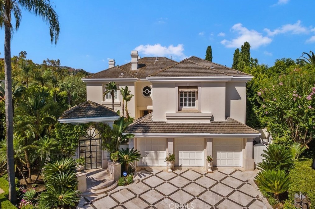1 Charlotte, Irvine, CA 92603