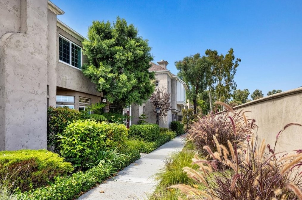 23654 Wellesley Ct, Laguna Beach, CA 92677-5009