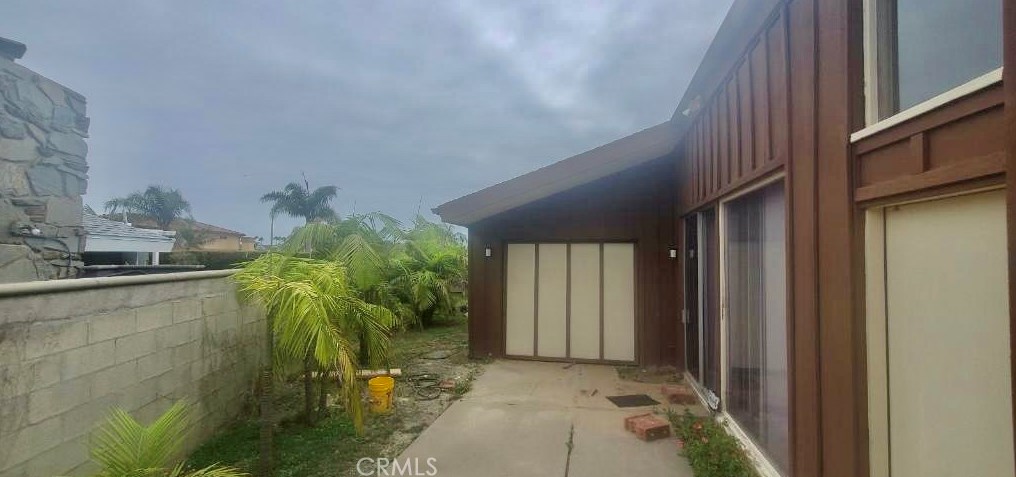 17001 Westport Dr, Huntington Beach, CA 92649