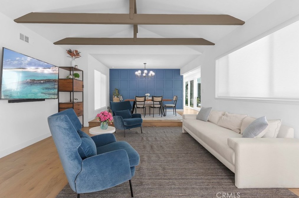 16342 Gentry Ln, Huntington Beach CA  92647-3304 exterior