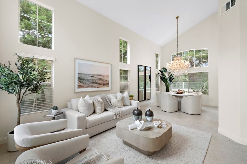 28 Blue Jay Dr, Laguna Beach, CA 92656-1847