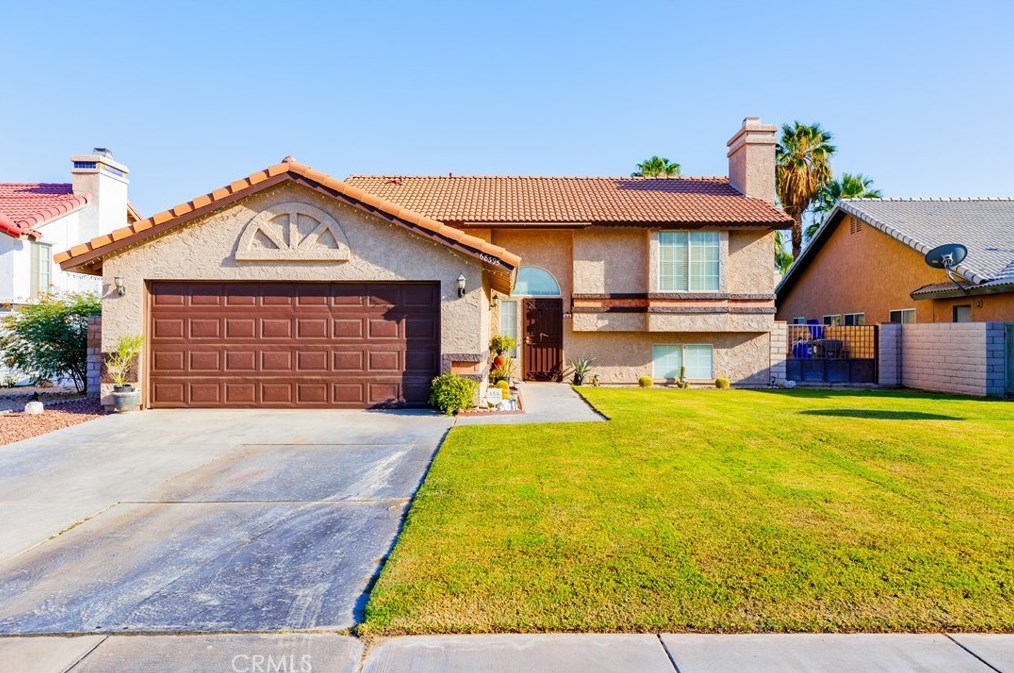 68395 Risueno Rd, Cathedral City, CA 92234-8800