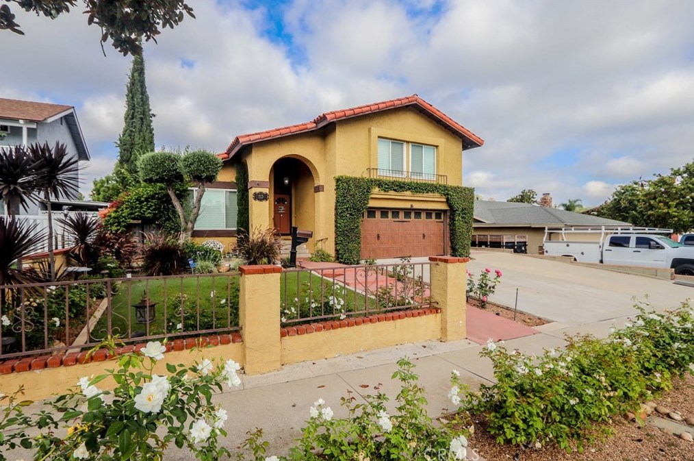 113 S Francisco St, Anaheim, CA 92807