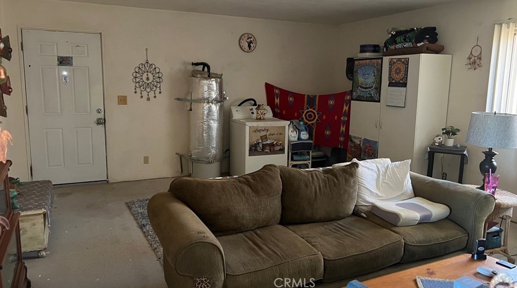 7586 Olympic Rd, Joshua Tree CA  92252-2956 exterior