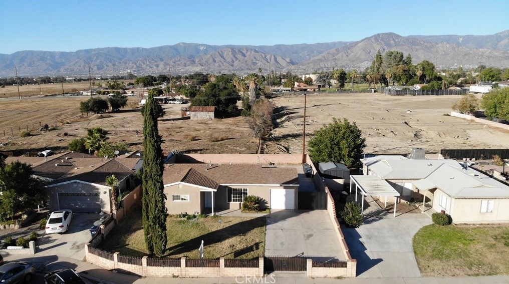867 Carlotta Ct, Redlands, CA 92374