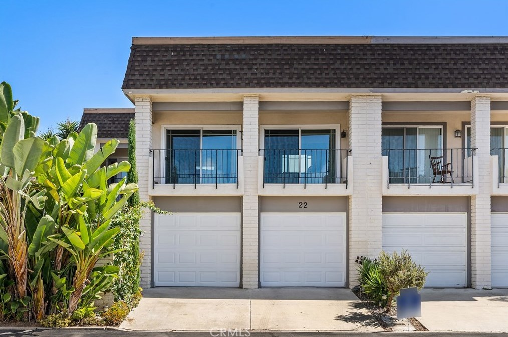 22 Queens Wreath Way, Irvine, CA 92612