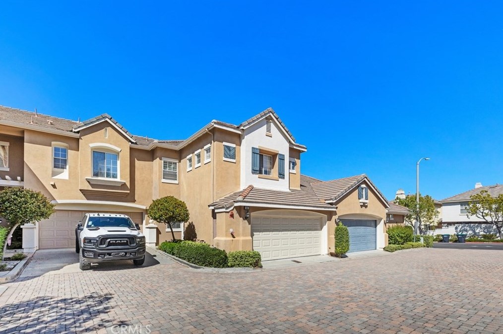 241 Seacountry Ln, Trabuco Canyon, CA 92688