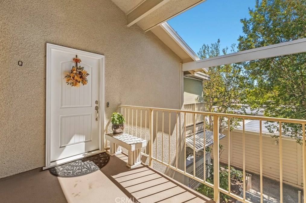 561 Avenida Sevilla, Laguna Beach, CA 92637-4047