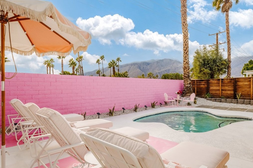 1481 E Twin Star Rd, Palm Springs, CA 92262