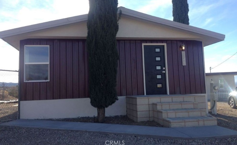 20575 Chickawill Rd, Apple Valley, CA 92308-8794