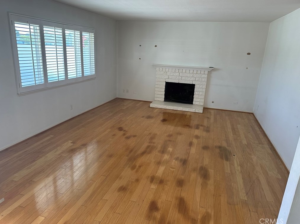 16091 Fantasia Ln, Huntington Beach, CA 92649-2205