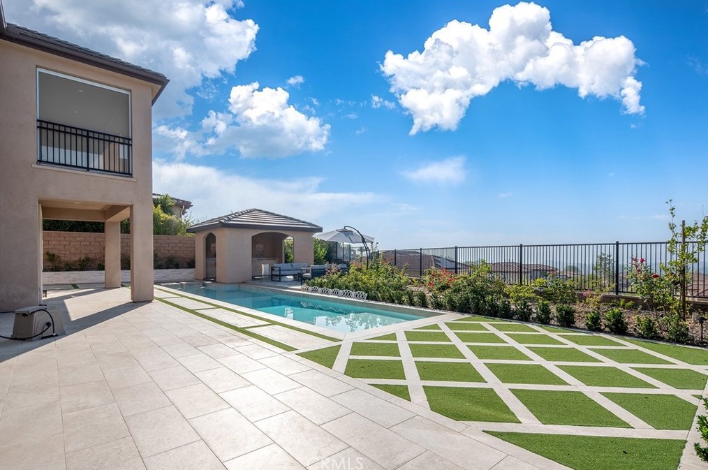 20232 Umbria Way, Yorba Linda, CA 92886-8639