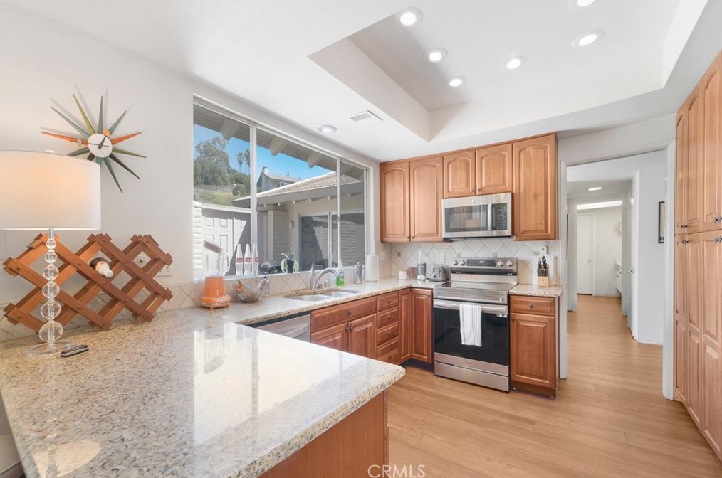 33 Via Larga, Bonsall, CA 92003