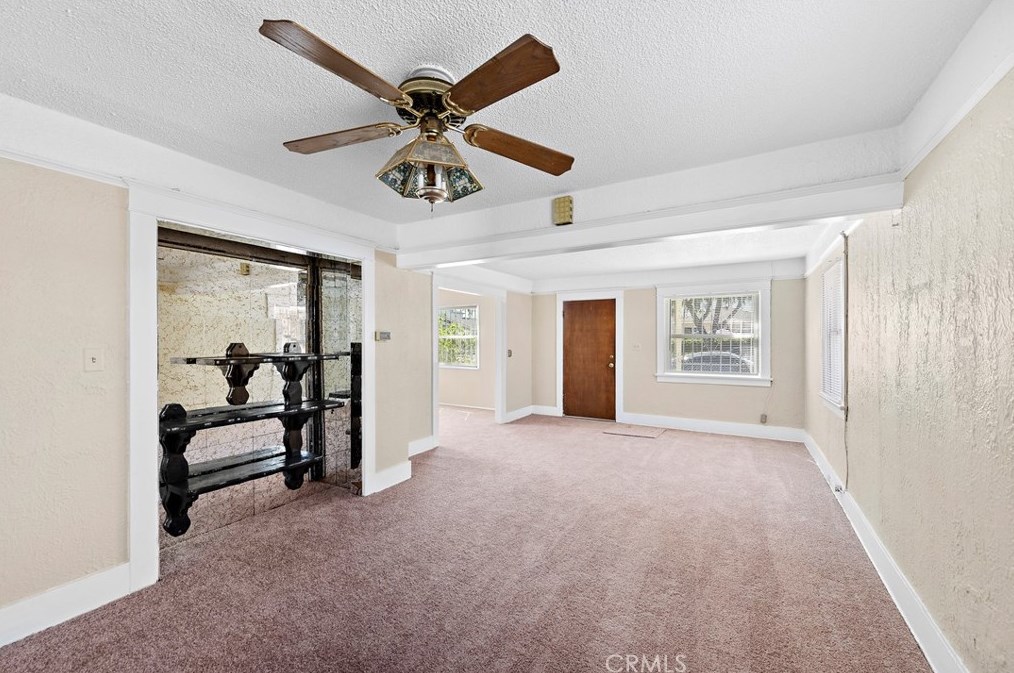 12225 Meadow Dr, Artesia CA  90701-7005 exterior