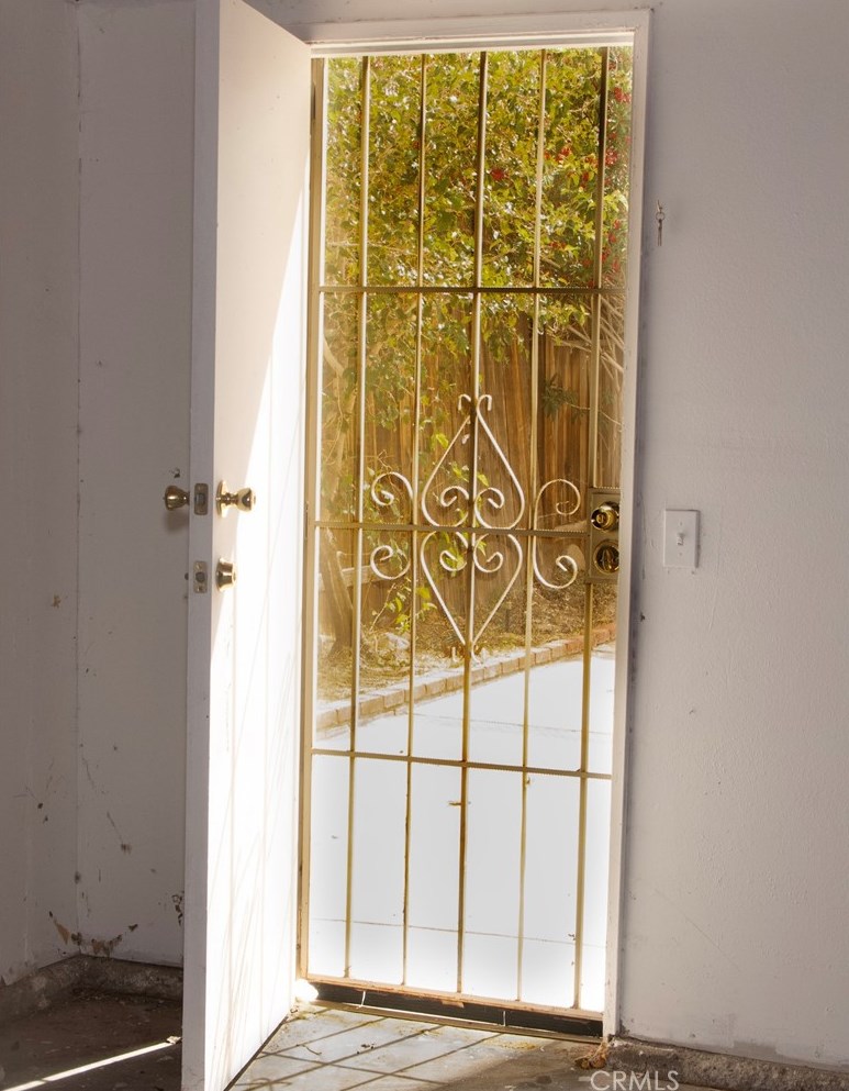 3234 Rollingridge Ave, Palmdale CA  exterior