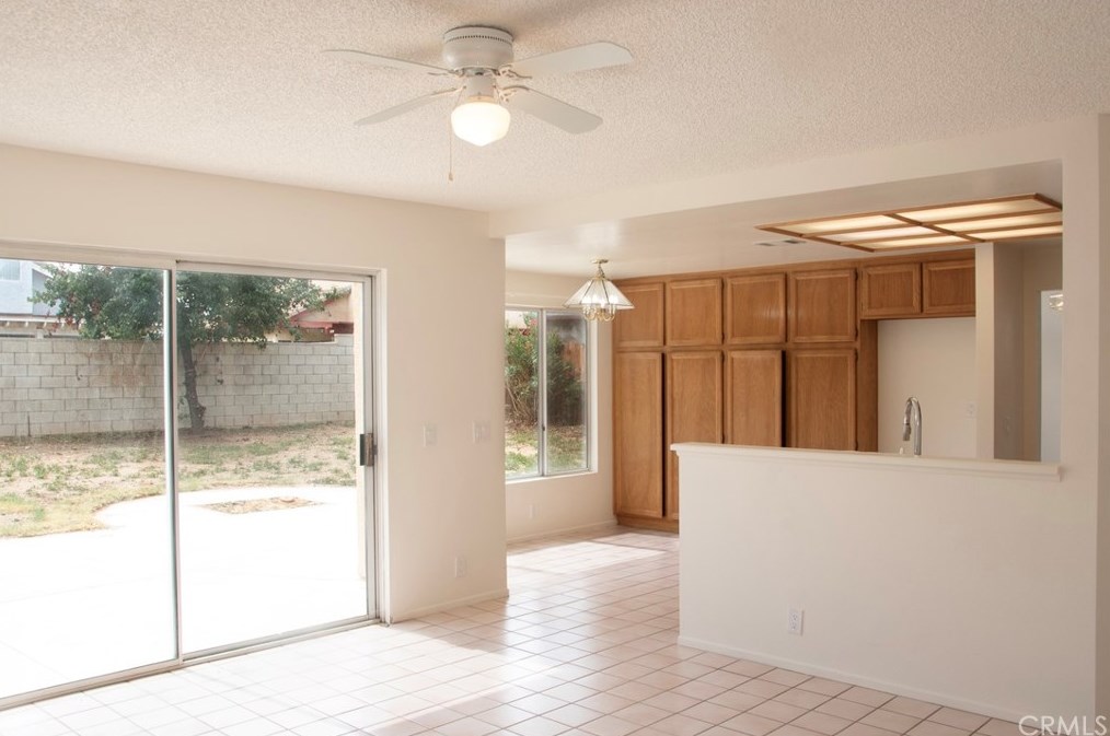 3234 Rollingridge Ave, Palmdale CA  93550-1311 exterior