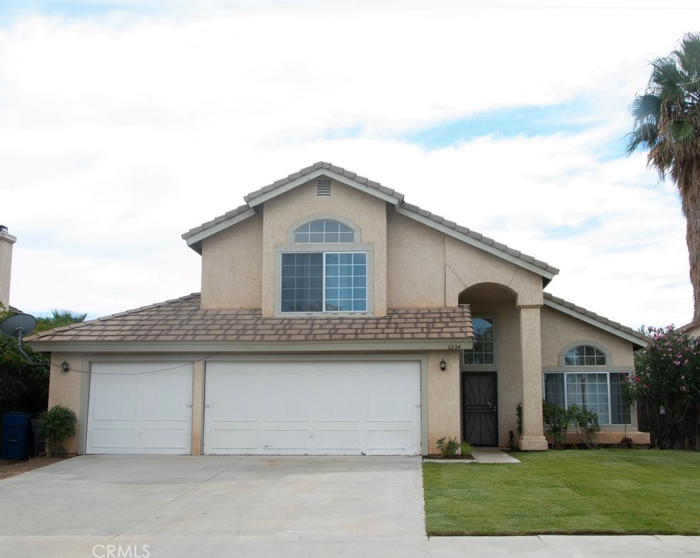 3234 Rollingridge Ave, Palmdale CA  exterior