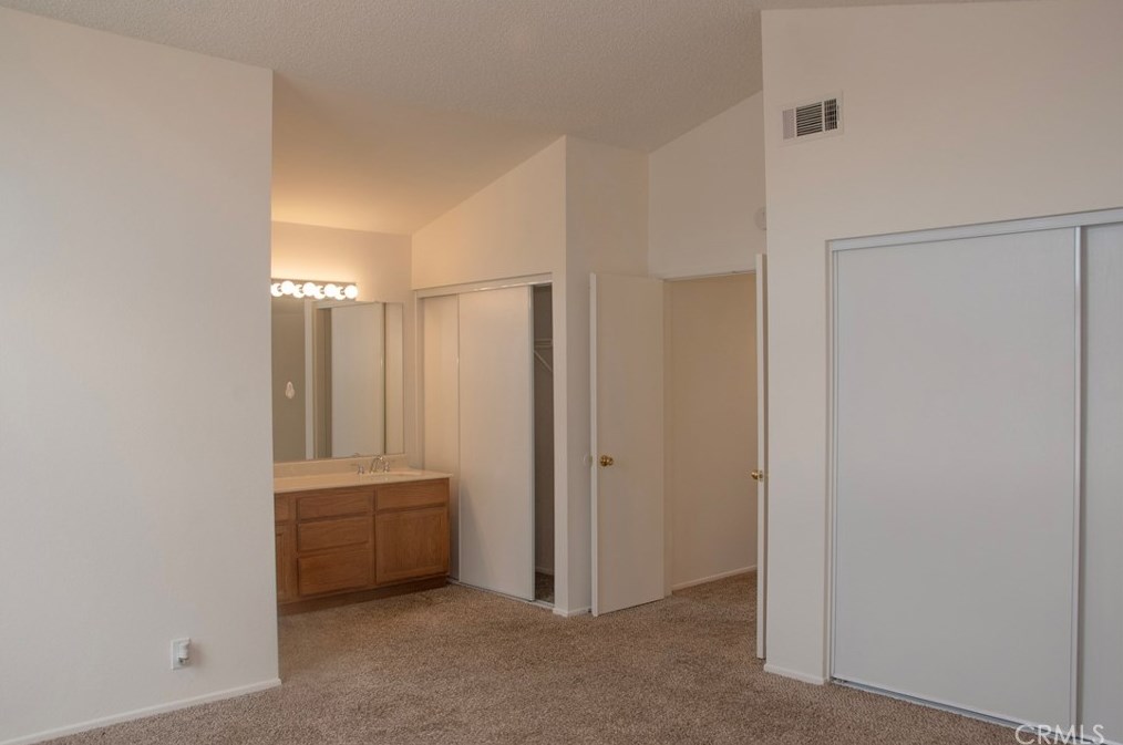 3234 Rollingridge Ave, Palmdale CA  exterior