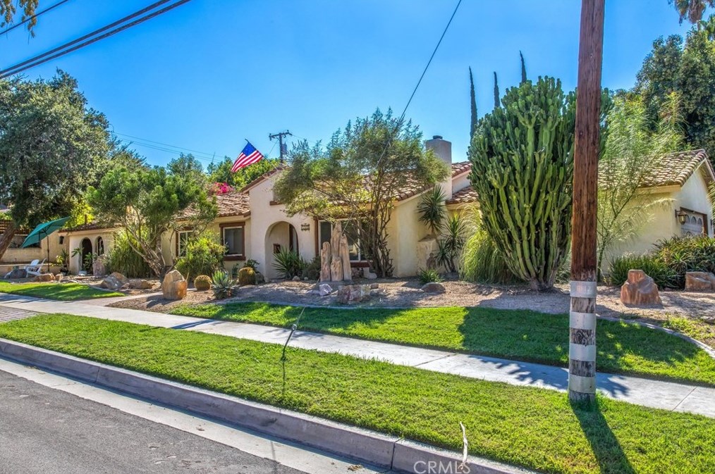 340 S San Mateo St, Redlands, CA 92373