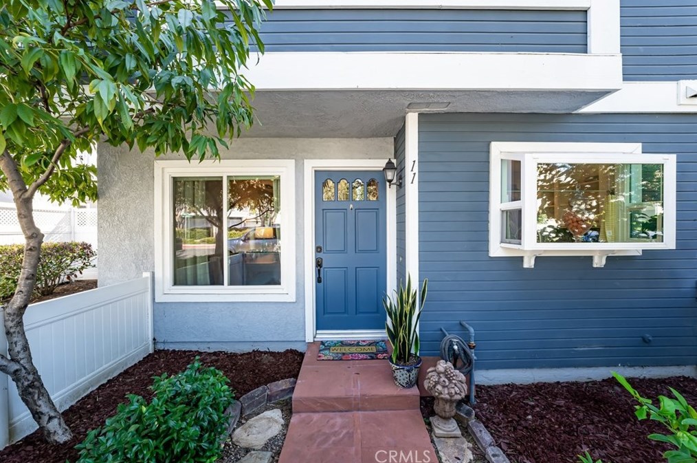 11 Briarwood Ln, Laguna Beach, CA 92656-2960