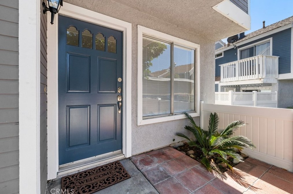49 Briarwood Ln, Laguna Beach, CA 92656-2962