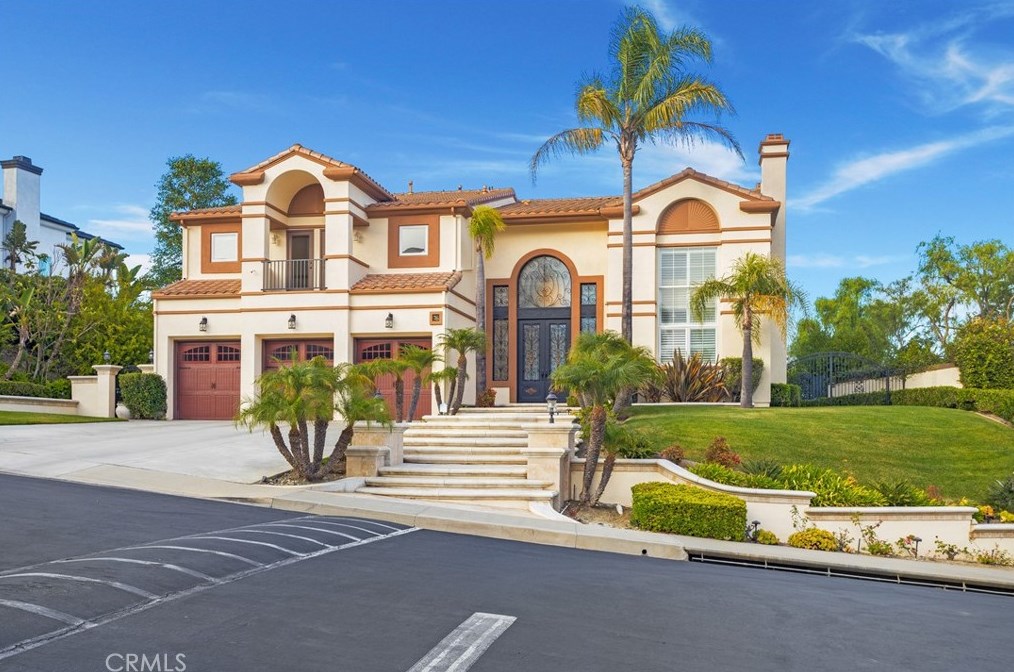 76 Vista Montemar, Laguna Beach, CA 92677