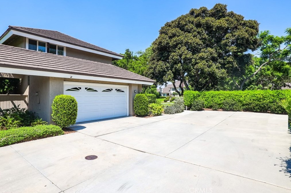 2 Willowgrove, Irvine, CA 92604