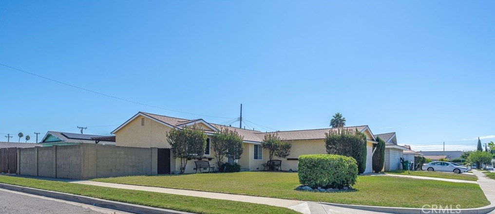 14862 Bowen St, Westminster, CA 92683-5832