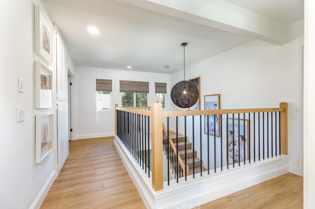 1117 Dennis Dr, Costa Mesa CA  92626-1650 exterior