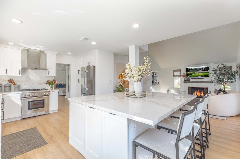 1117 Dennis Dr, Costa Mesa, CA 92626
